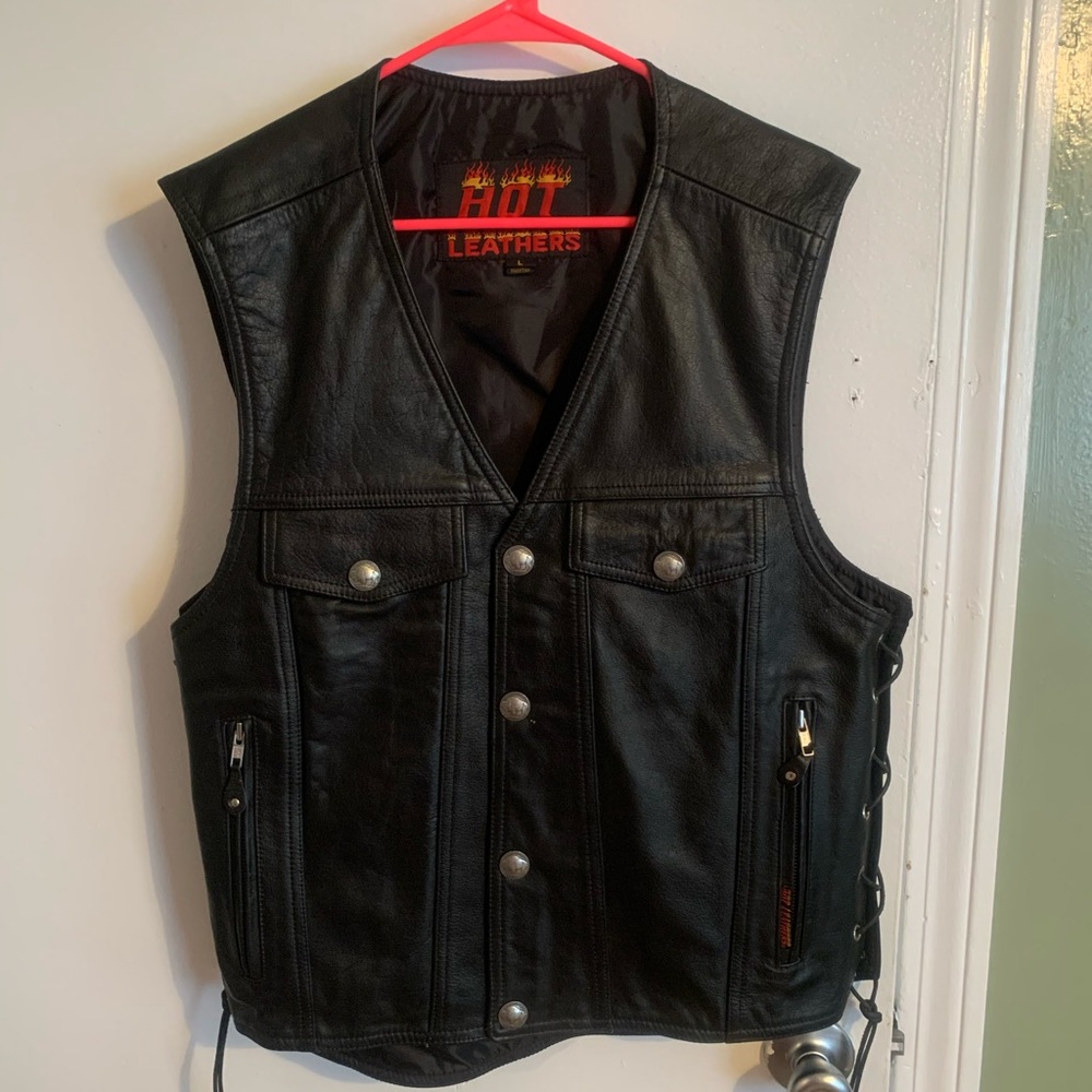Unisex Leather Motorcycle Vest with gun pocket